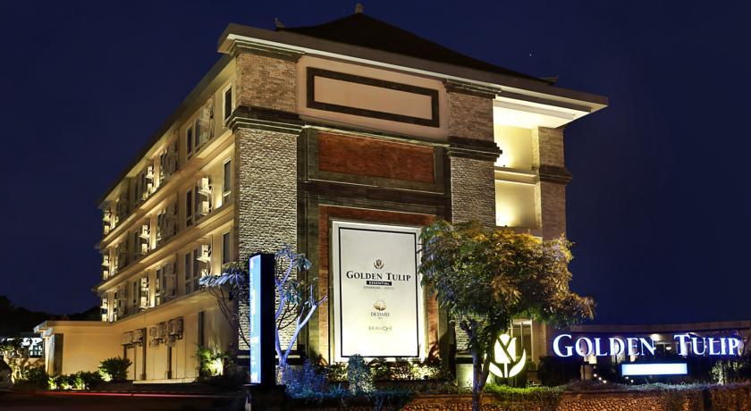 登巴萨金色郁金香基本酒店 丹帕沙 外观 照片